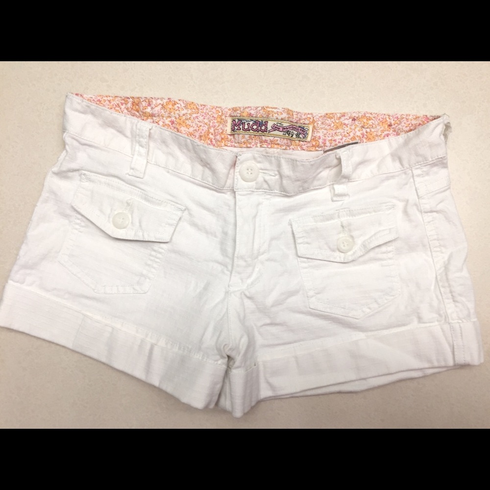 2 pairs of shorts
